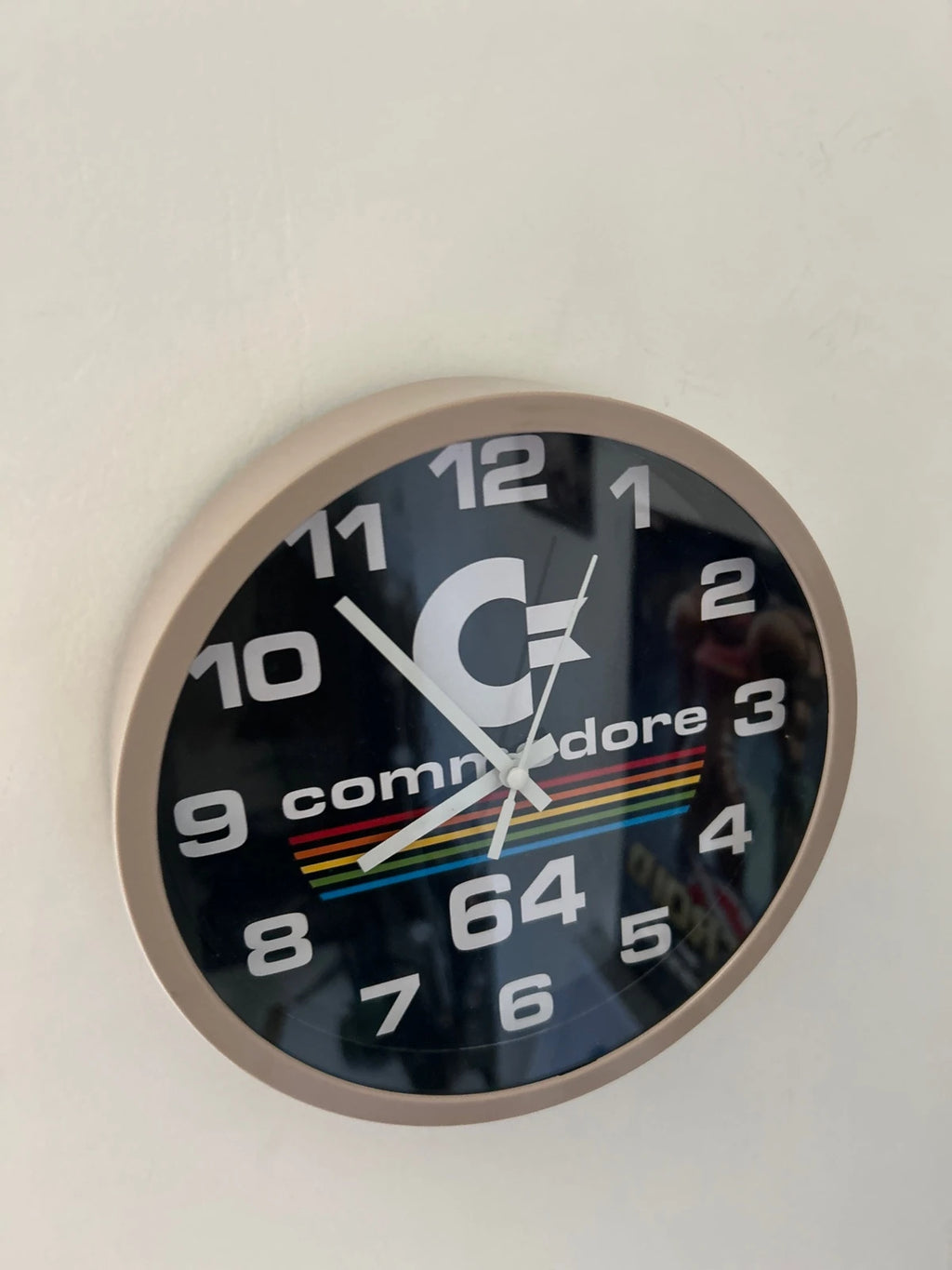 Horloge murale signature Commodore