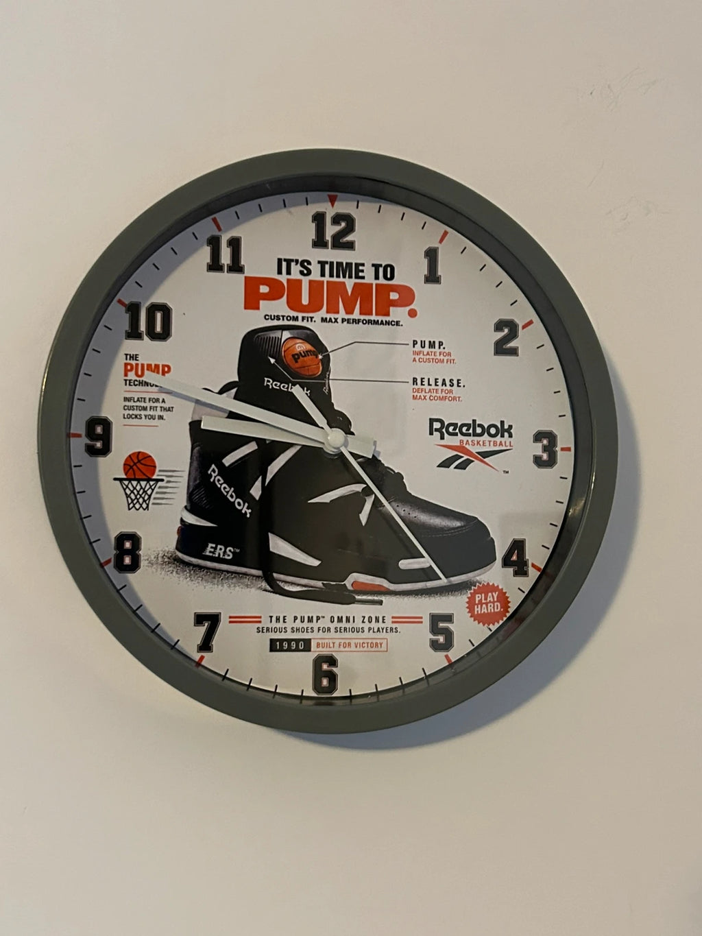 Horloge Signature Pump