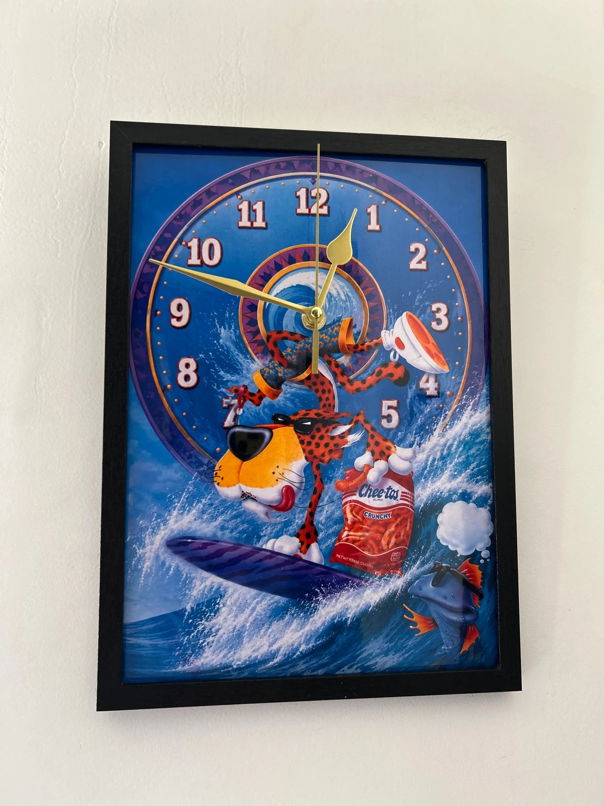 Cadre Horloge Cheetos