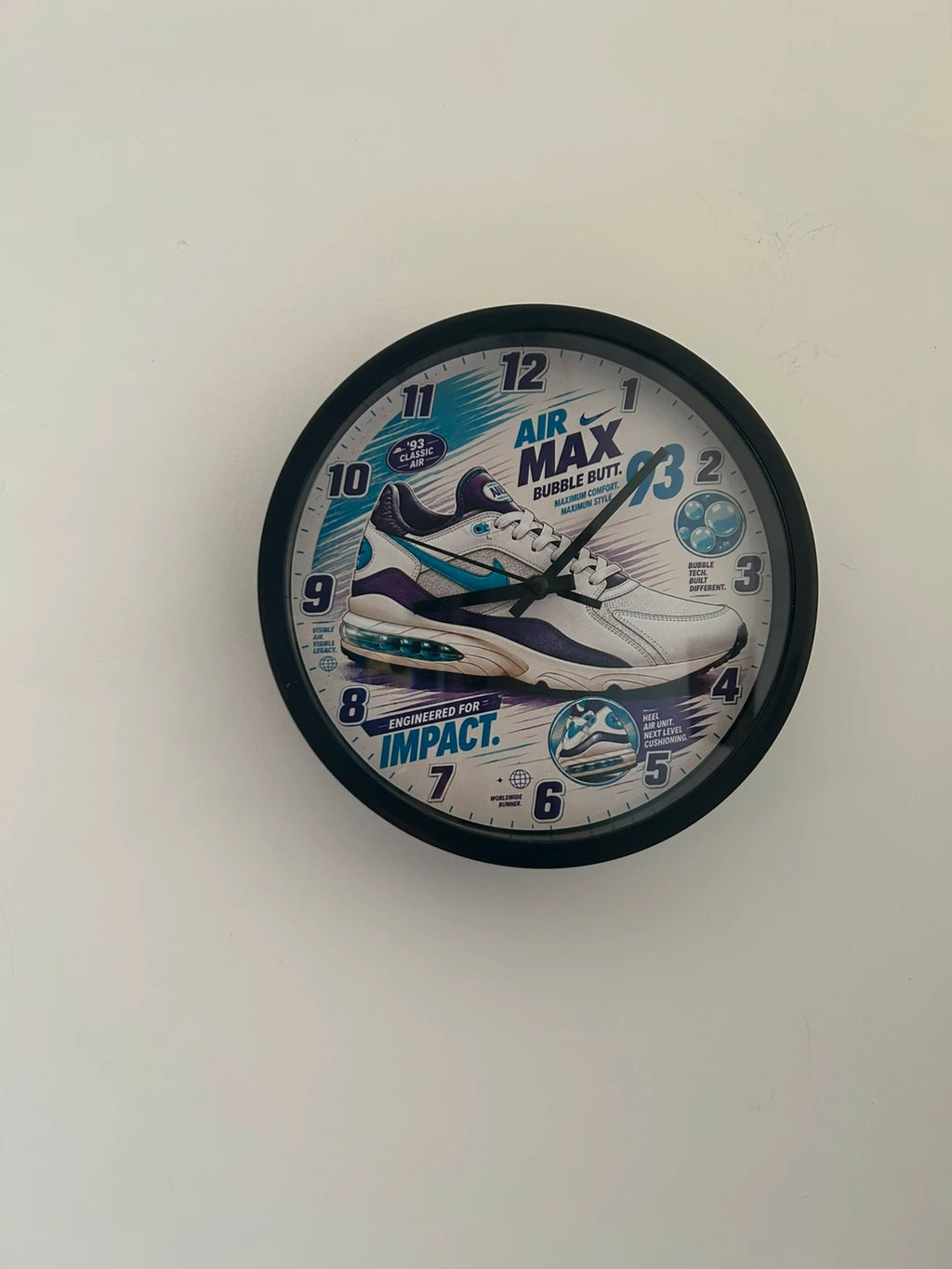 Horloge murale signature max air 93'