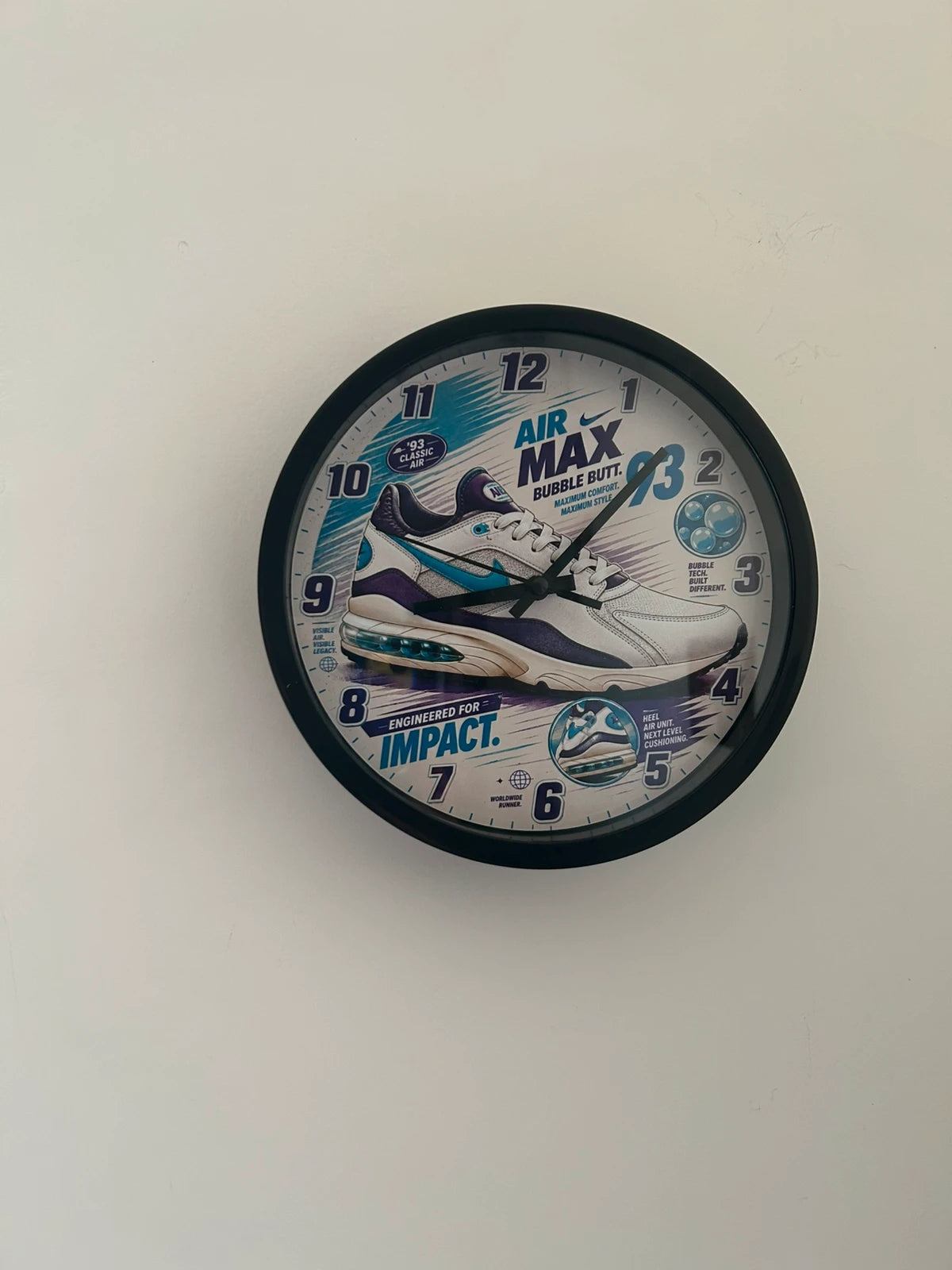 Horloge murale signature max air 93'