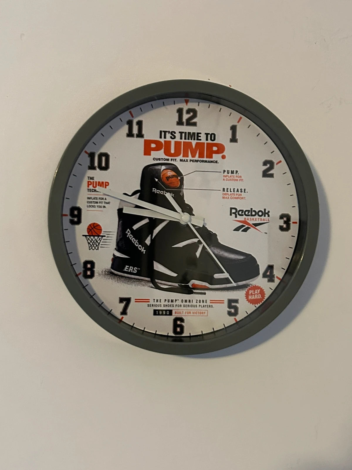 Horloge Signature Pump