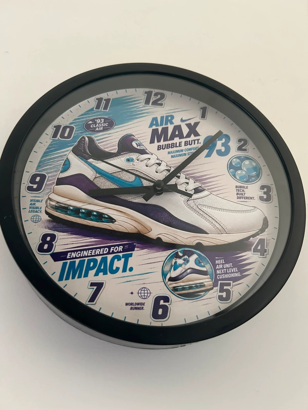 Horloge murale signature max air 93'