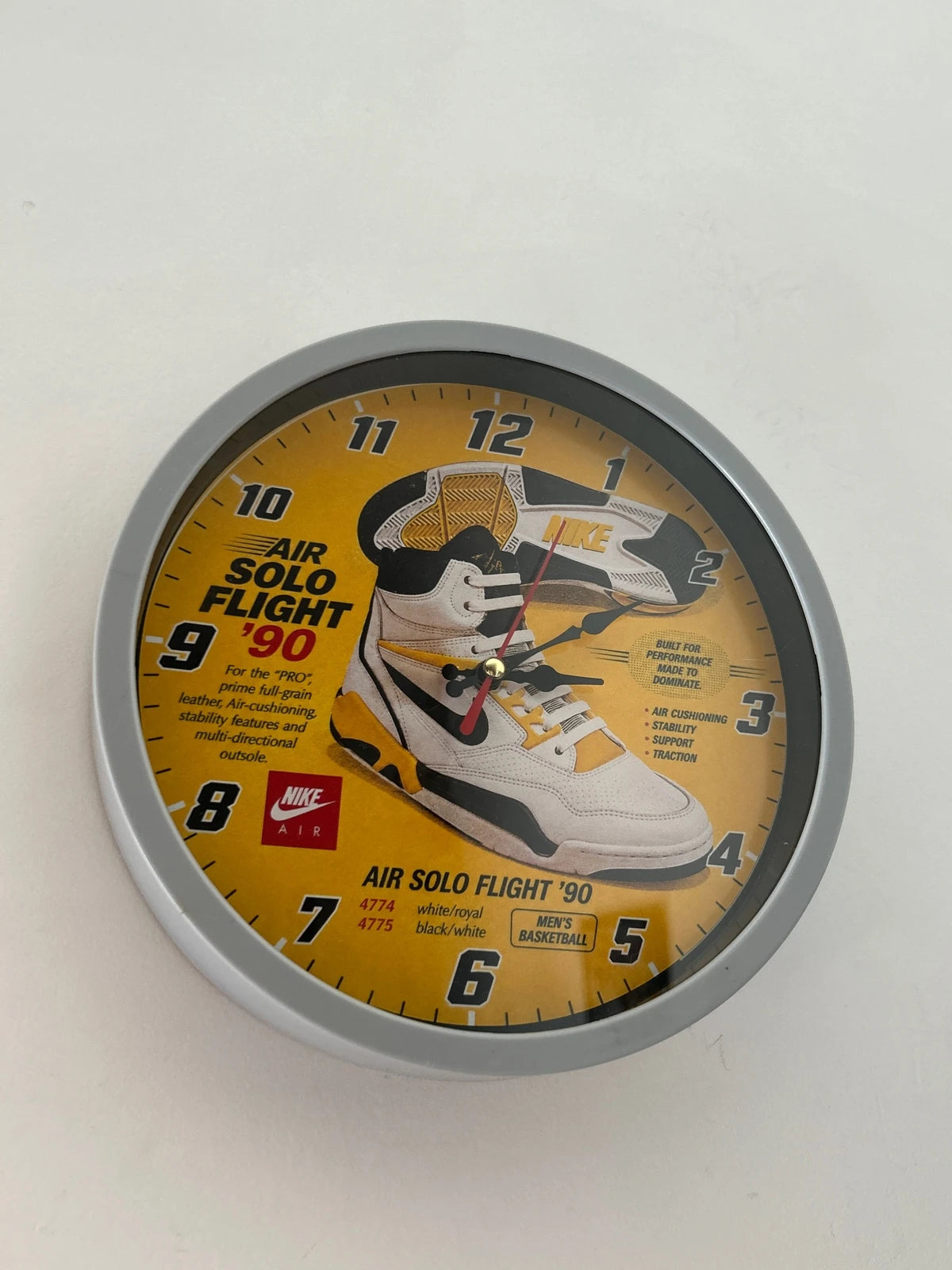 Horloge ronde murale signature Solo Air Flight 90'
