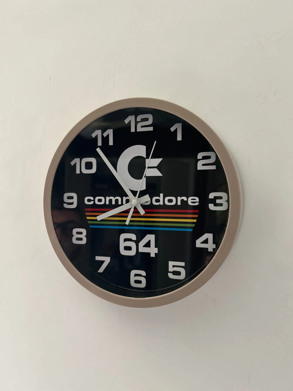 Horloge murale signature Commodore