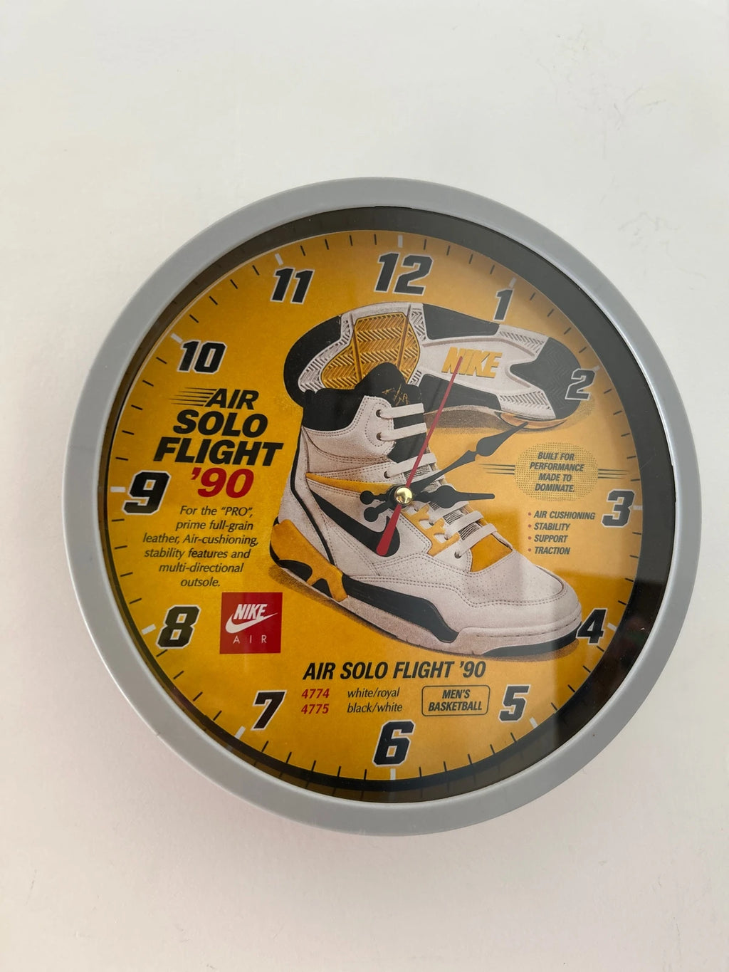 Horloge ronde murale signature Solo Air Flight 90'
