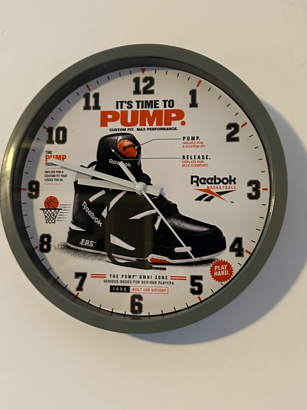 Horloge Signature Pump